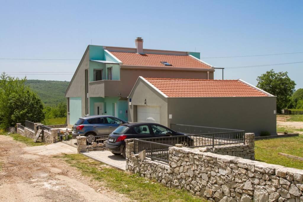Holiday House Villa Bleu Korusce Eksteriør bilde